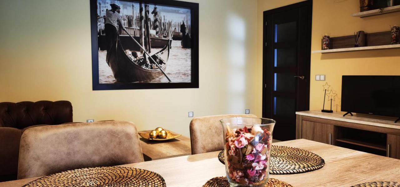 Apartamento Ales II อาเรนัส เด ซานเปโดร ภายนอก รูปภาพ